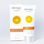 Limpiador facial hidratante con vitamina C, marca Bioaqua